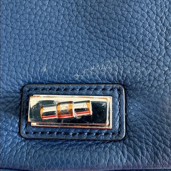 Karl Lagerfeld Paris Agyness crossbody in marine blue pebbled leather, EUC - Picture 8 of 13